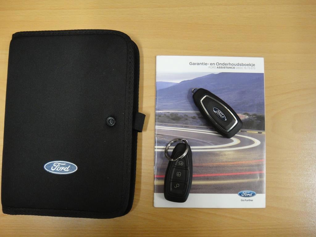 Ford Focus 1.5 titanium edition