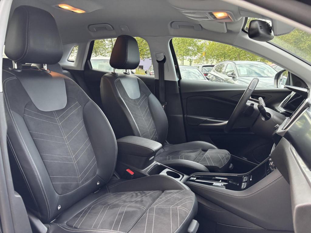 Opel Grandland 1.2 turbo ultimate