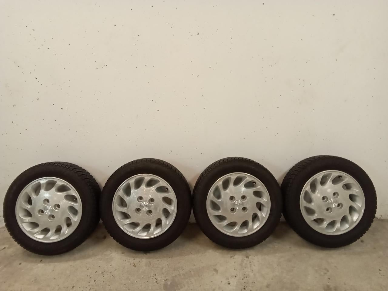 Daihatsu sirion cuore sportvelgen