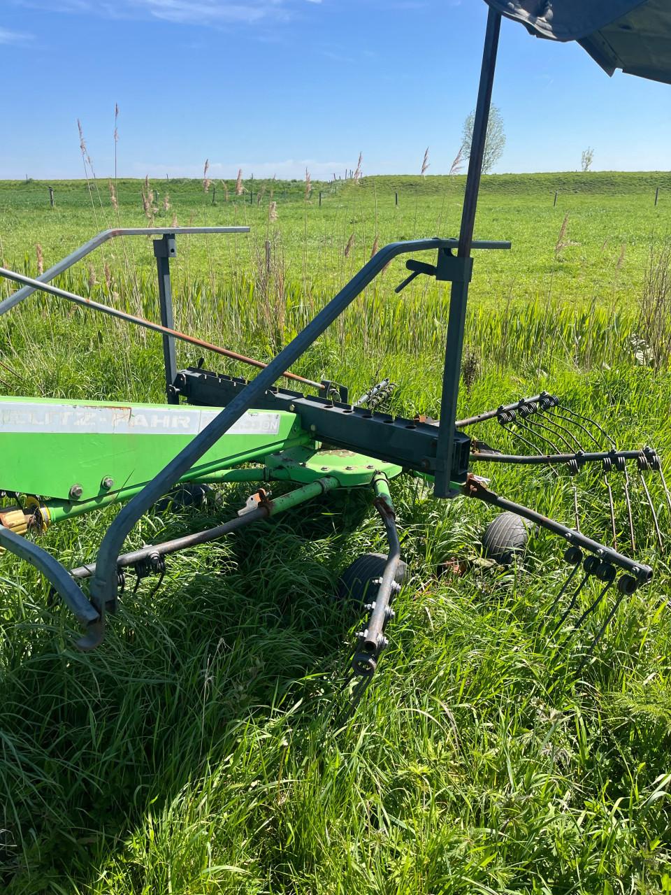 Deutz hark