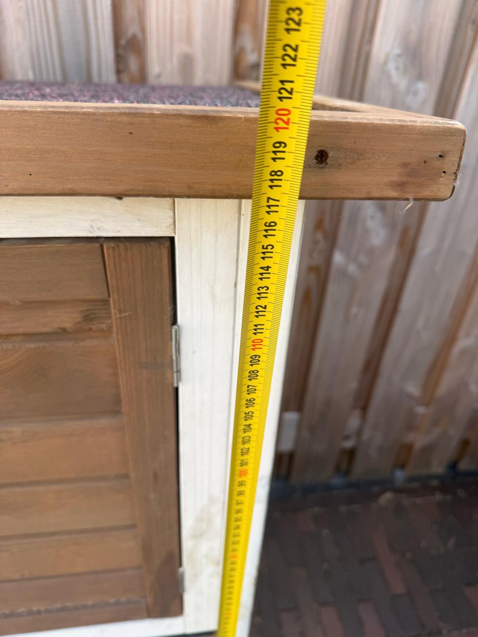 Konijnenhok (inclusief 20 kg voer)