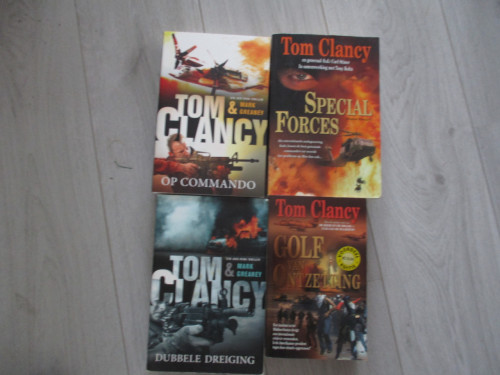 4 boeken Tom Clancy