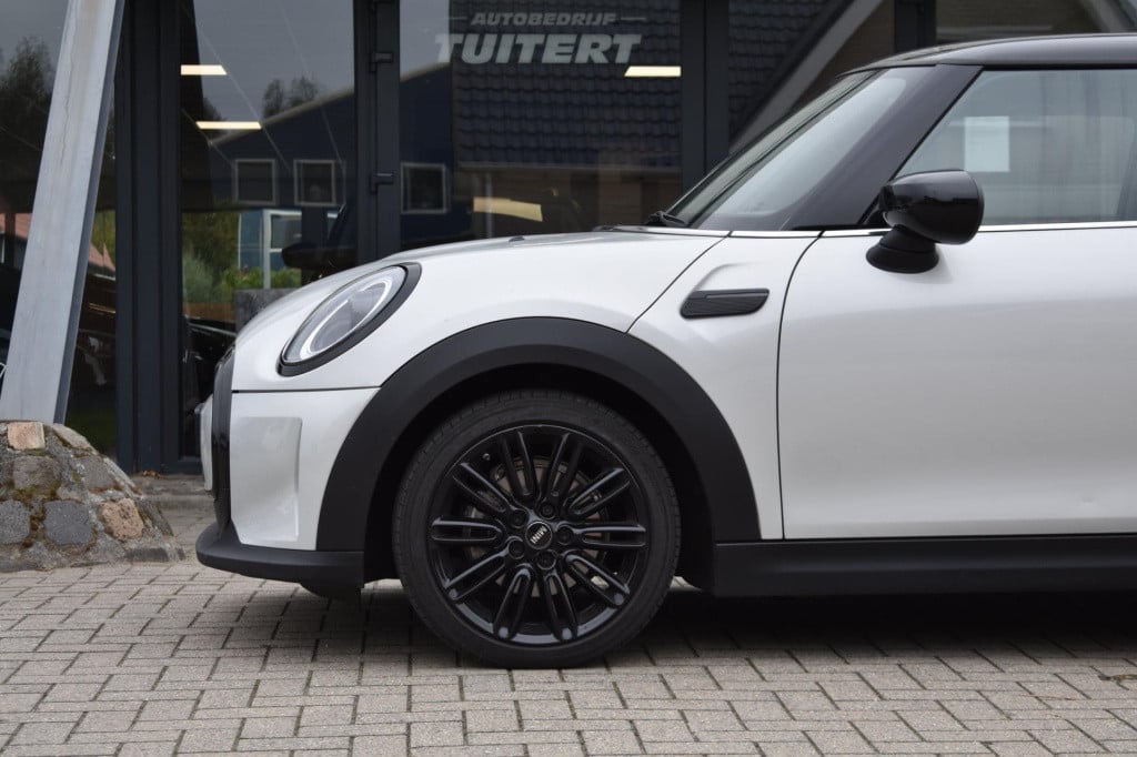 Mini Cooper mini 1.5 apple carplay | stuur / stoelverwarming | dealer onder