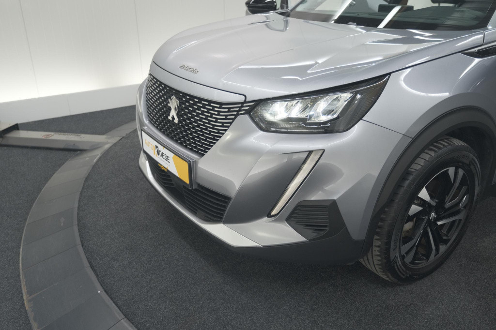 Peugeot E-2008 ev allure pack 50 kwh | 3 fase laadfunctie | camera | naviga