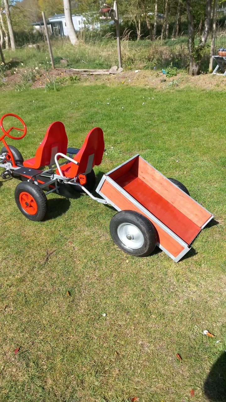 Skelter met aanhanger