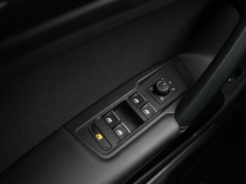 Volkswagen Tiguan 1.4 tsi ehybrid elegance | automaat | apple carplay/ andr