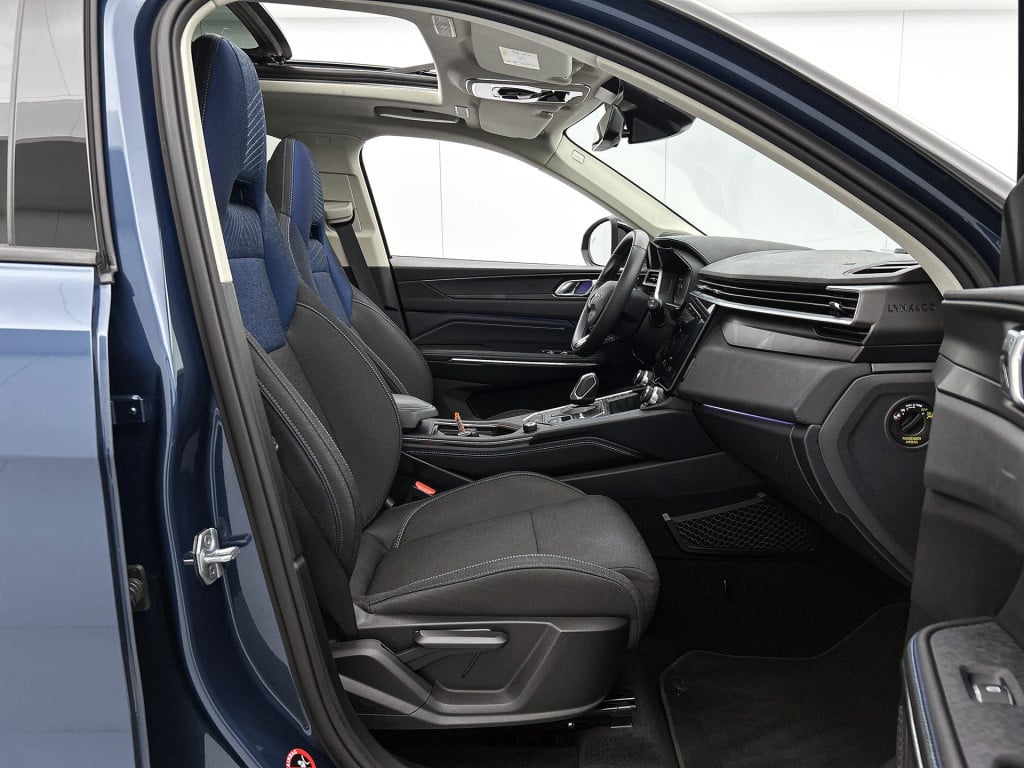 Lynk & Co 01 1.5 phev | panoramadak
