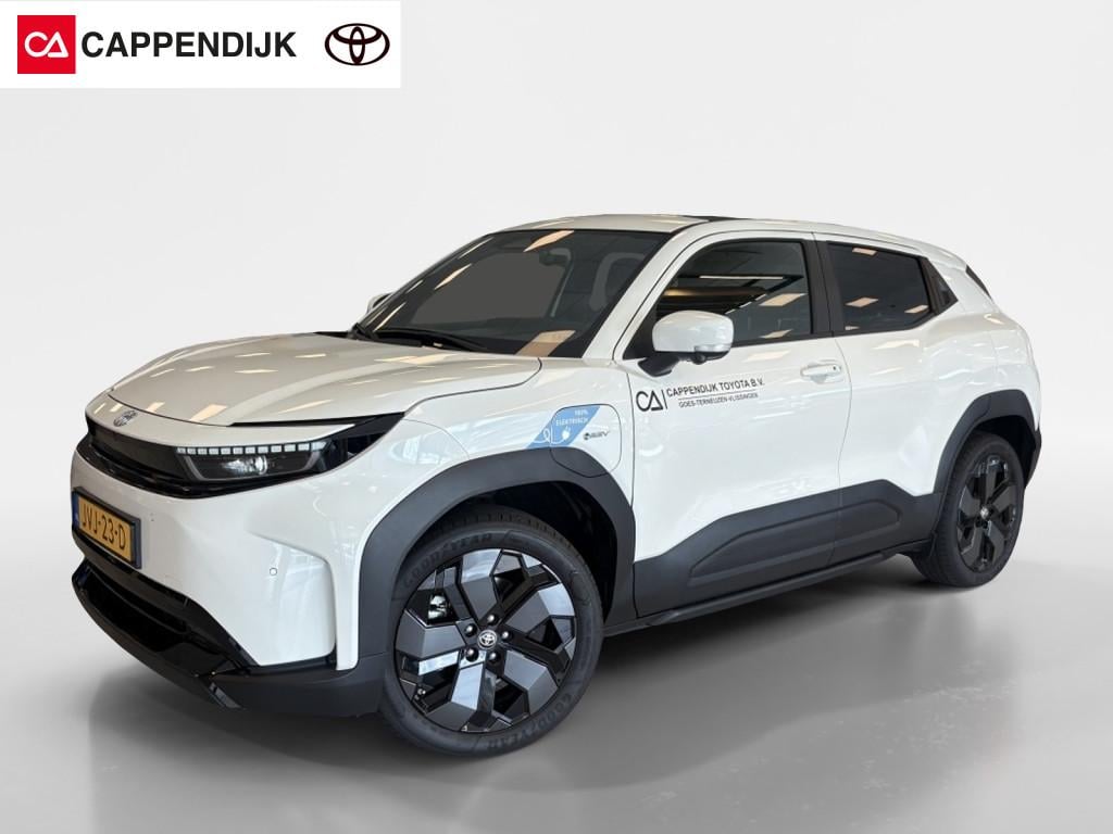 Toyota Urban Cruiser executive 61 kwh | panodak | jbl |