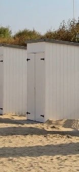 Gezocht strandhuisje / cabine veerse meer strand