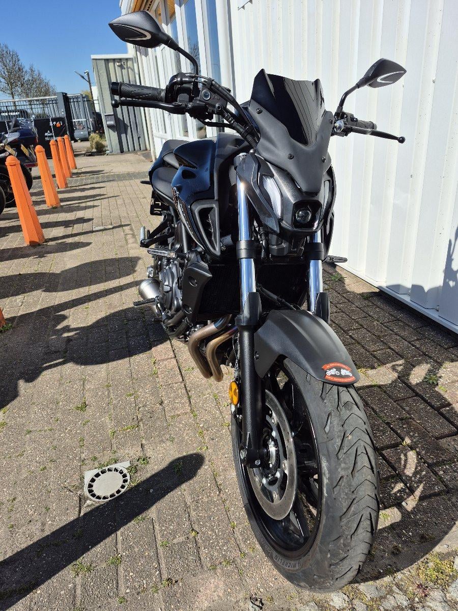 Yamaha MT-07 Tech Black uit 2024