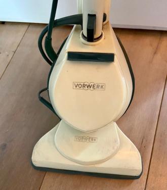 Vintage Vorwerk stofzuiger uit fifties