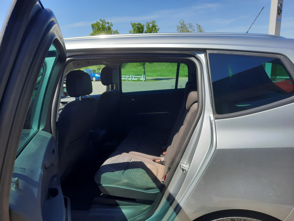 Opel Zafira tourer 1.4 cosmo