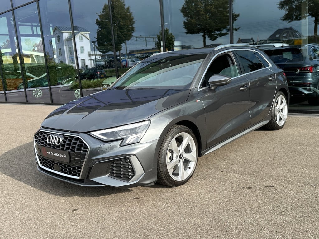 Audi A3 sportback 35 tfsi 150pk s-tronic s-line | led | virtual cockpit | s