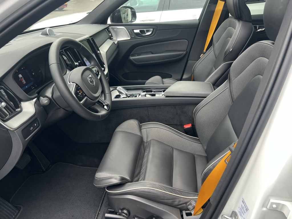 Volvo XC60 xc60 t8 455pk polestar engineered| b&w sound| head-up| panodak|