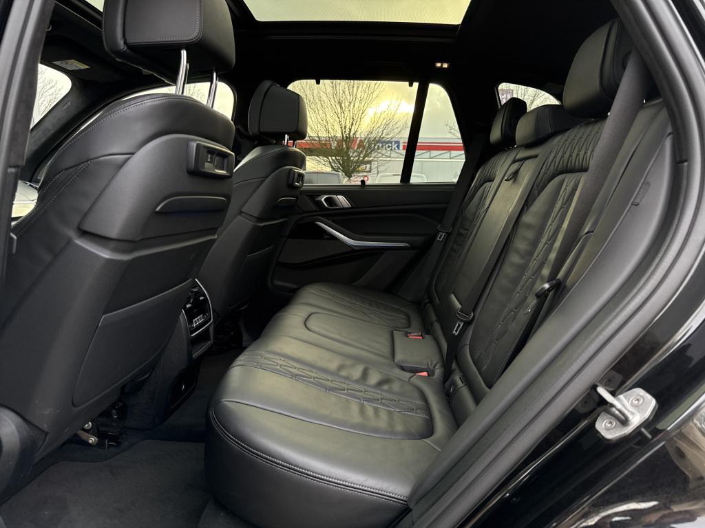 BMW X5 xdrive45e high executive m sport individual | massage | skylounge | 