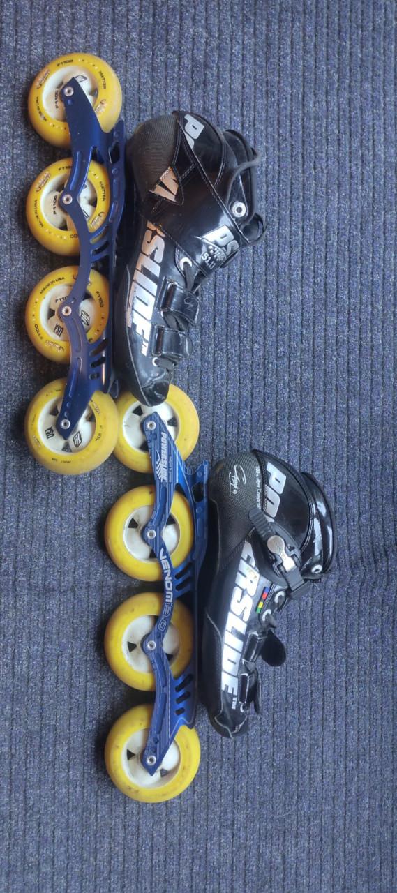 Skeelers in line skates