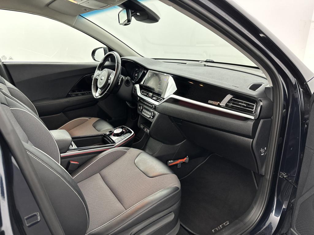 Kia E-niro dynamicline 64 kwh | stoelverwarming | licht metalen wielen