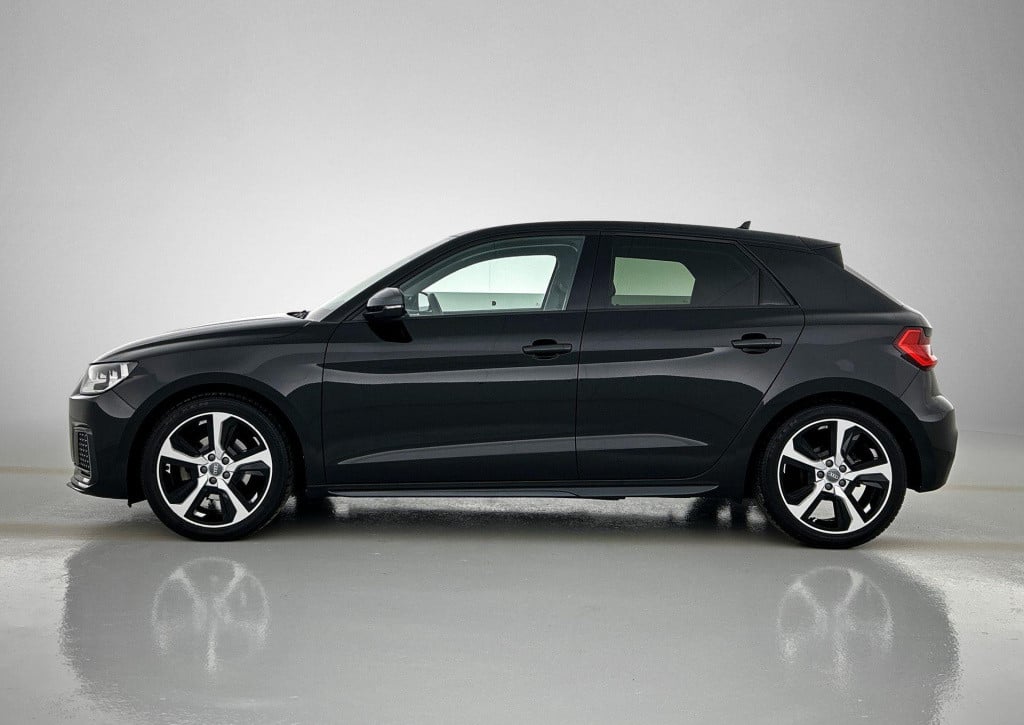 Audi A1 Sportback 30 tfsi epic | lmv | parkeer sensoren | virtual cockpit |