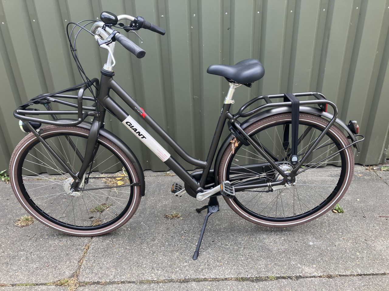Giant Triple X 28''