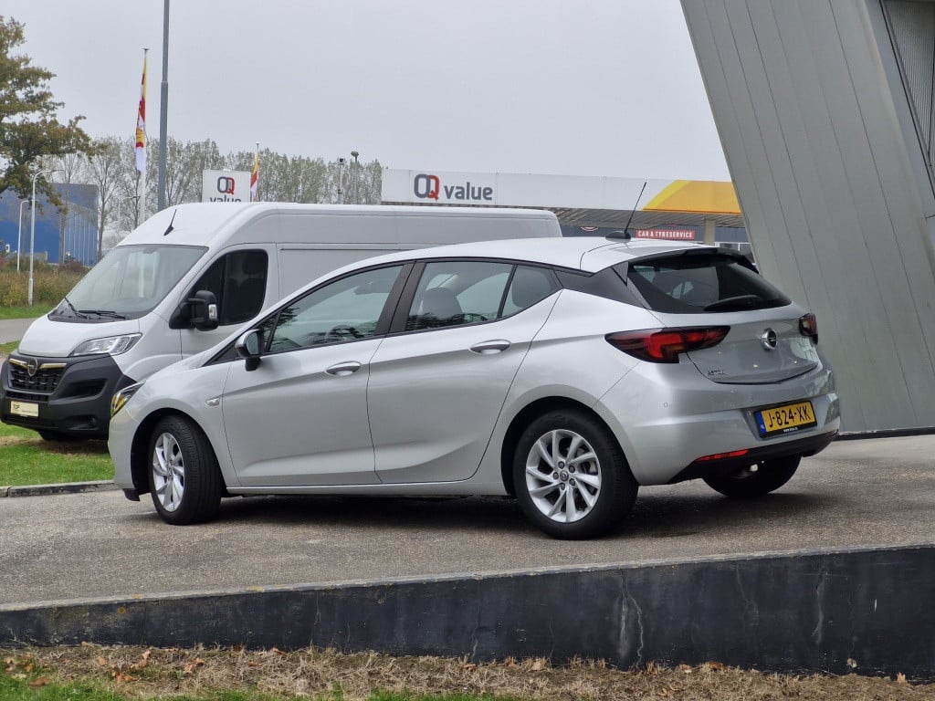 Opel Astra 1.2 edition