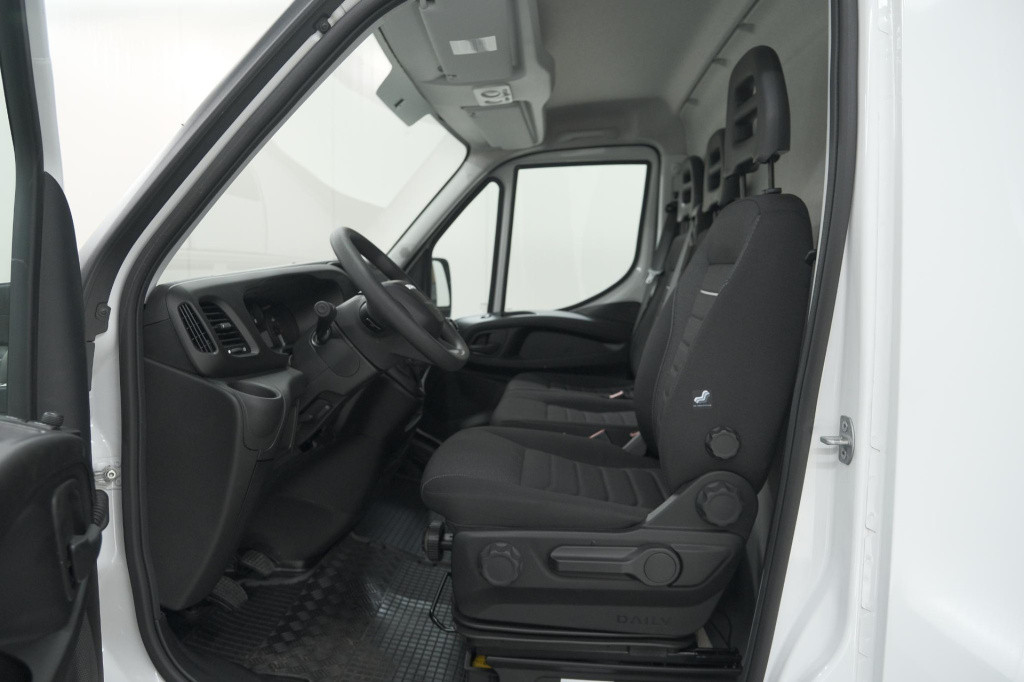 Iveco Daily 35s16v 2.3 410 h2 l4h2 | direct leverbaar | complete betimmerin