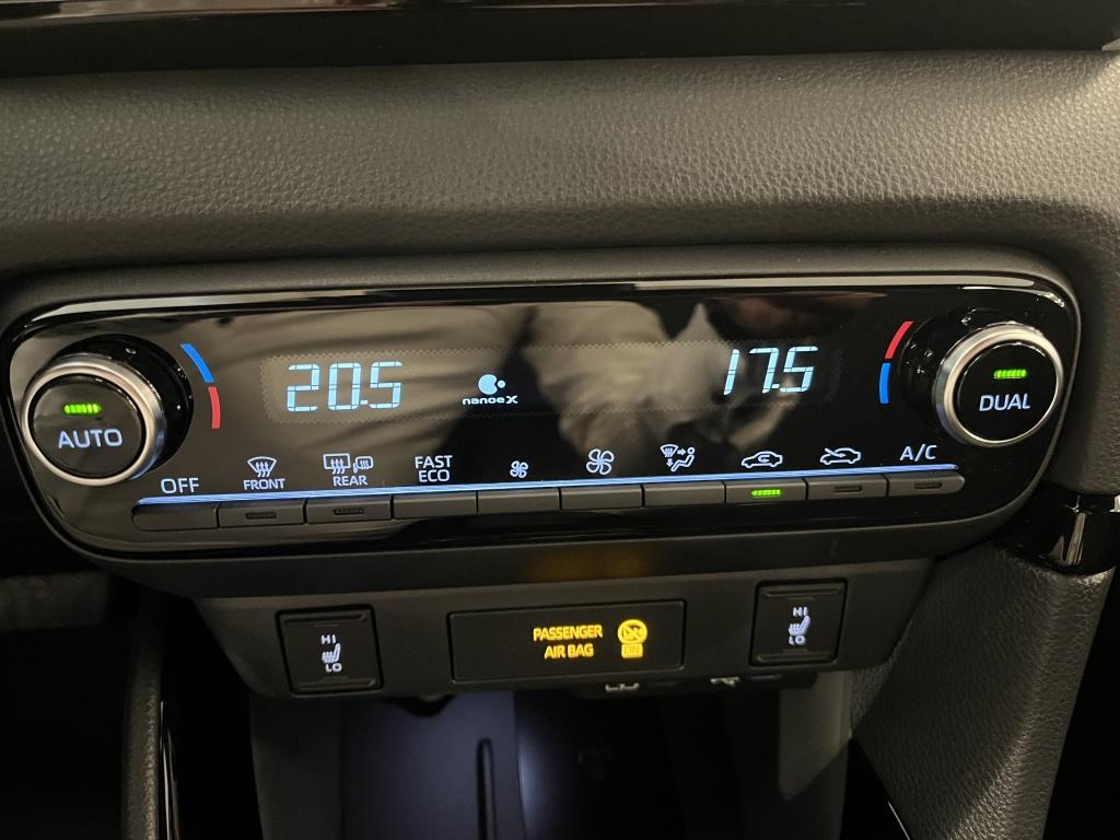Toyota Yaris 1.5 hybrid 130 executive | incl. € 3.500,-- voorraad voordeel 