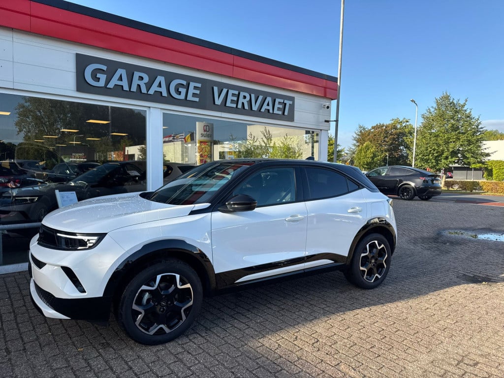Opel Mokka 1.2 turbo gs black pack (model 2025)