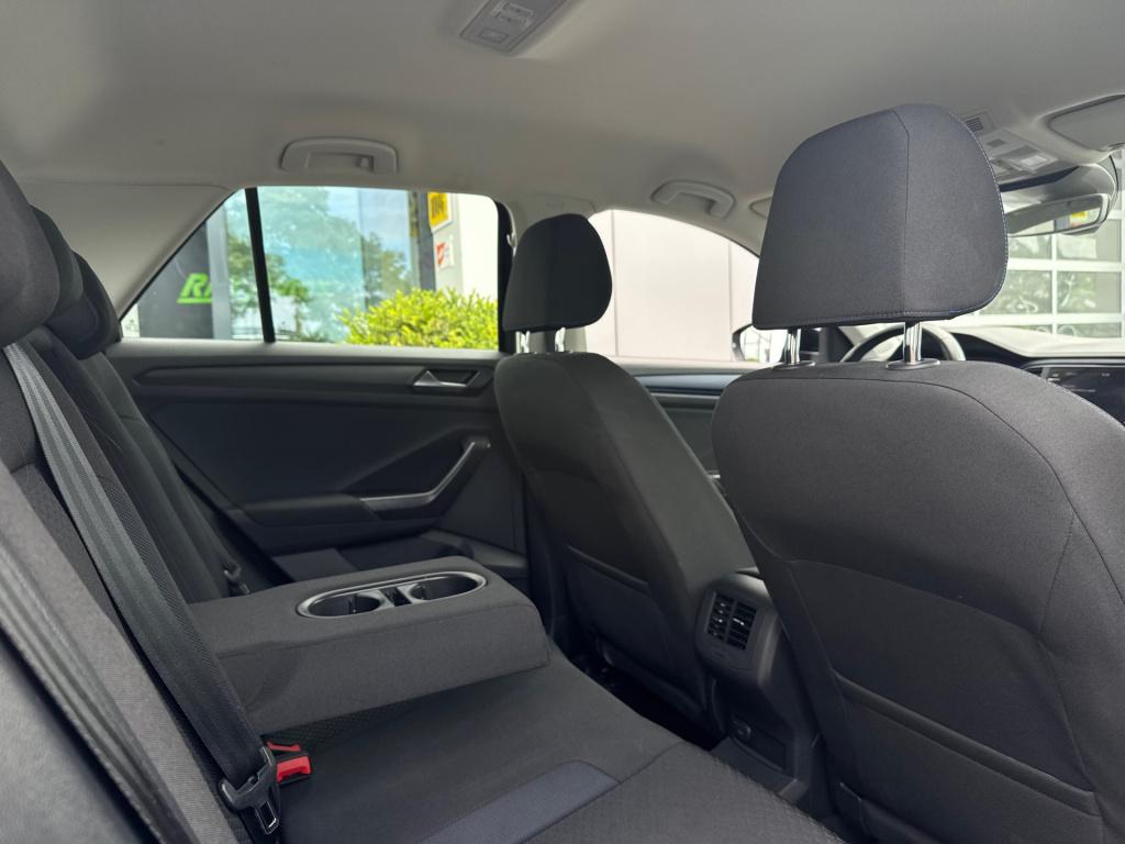 Volkswagen T-roc 1.5 tsi sport business r * carplay * stoelverwarming * led