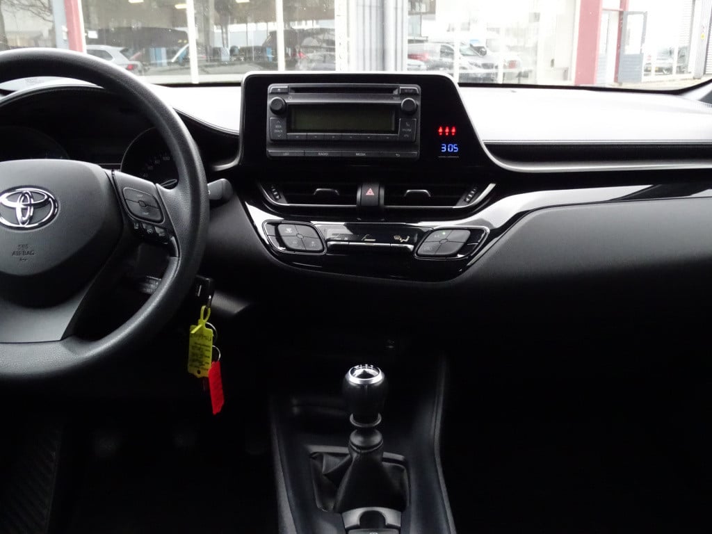Toyota C-hr 1.2 comfort | cruise | lane assist