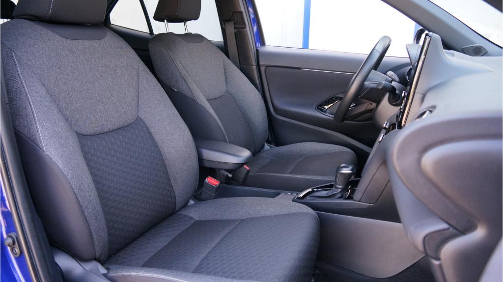 Toyota Yaris Cross 1.5 hybrid 115 dynamic rijklaar incl garantie