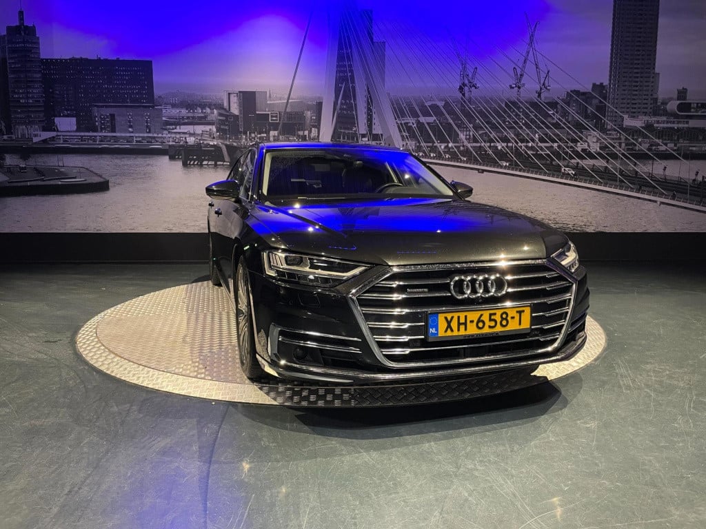 Audi A8 55 tfsi quattro pro line plus *nl-auto*