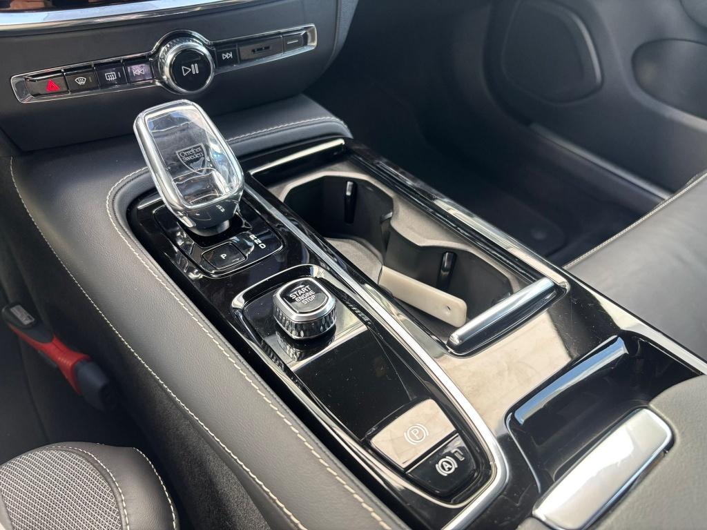 Volvo V60 t6 398pk recharge plus dark| adap.cruise| trekhaak| 360 camera
