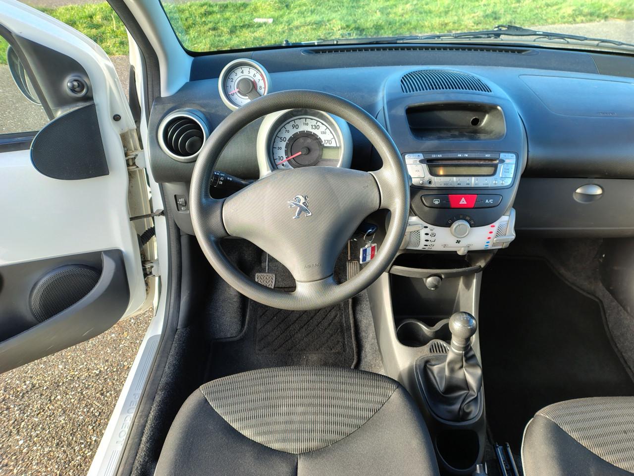 Peugeot N107 1.0 70pk