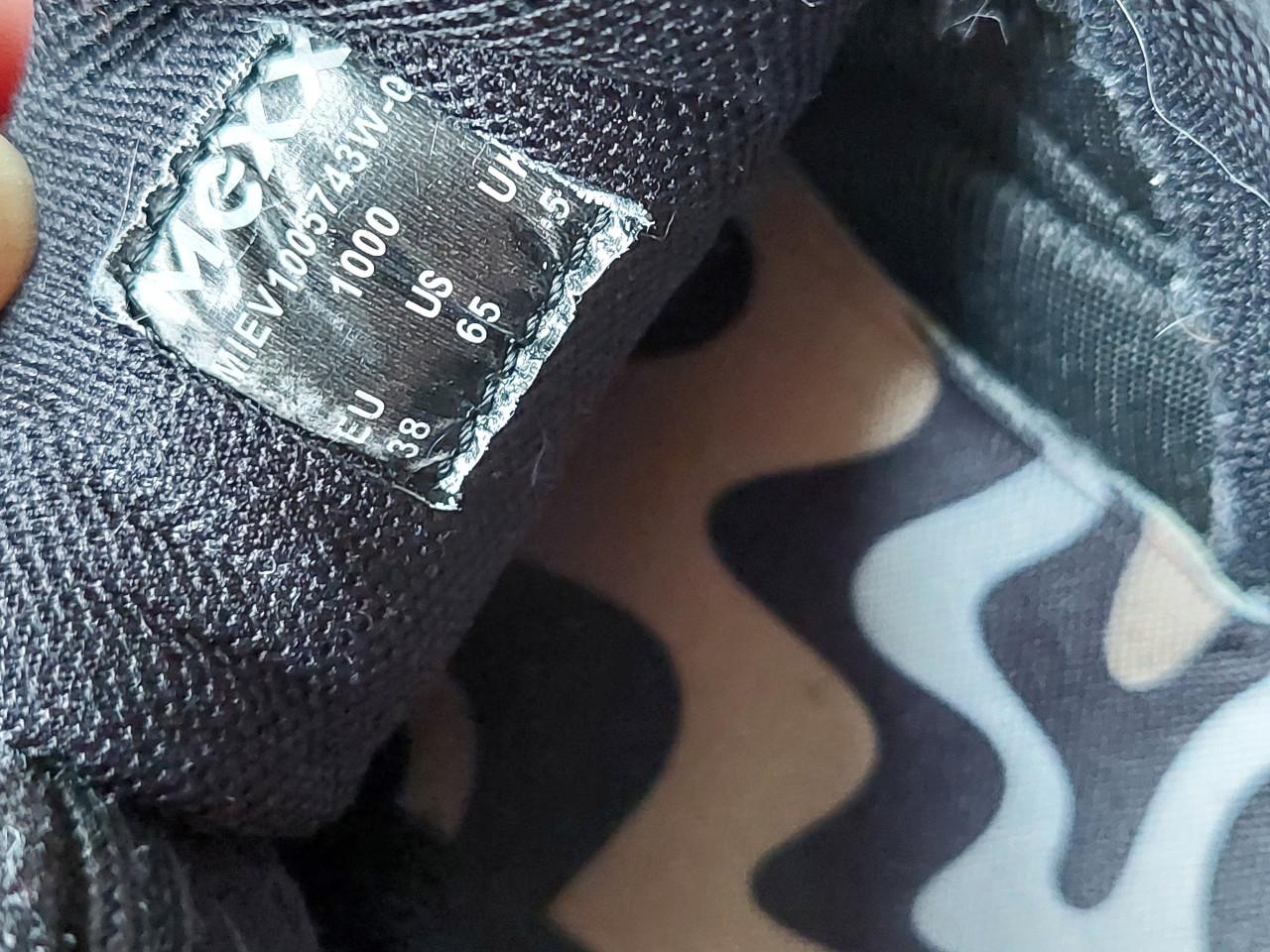 Als nieuwe Mexx damessneakers mt 38 zwart/goud