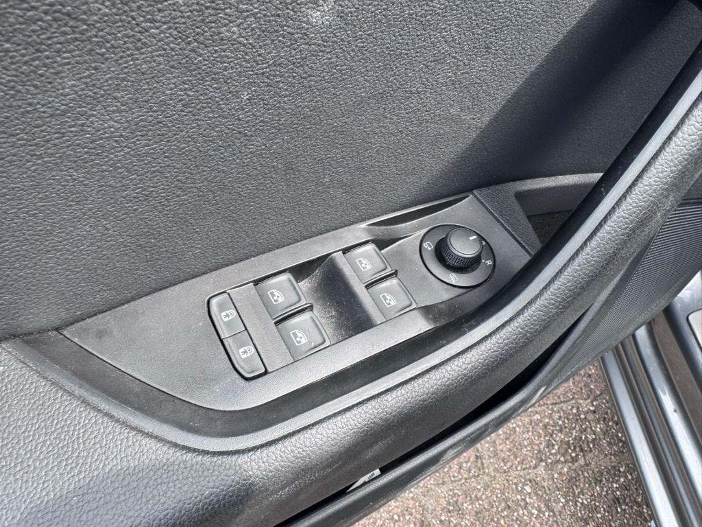 Skoda Superb combi 1.4 tsi iv business edition plus