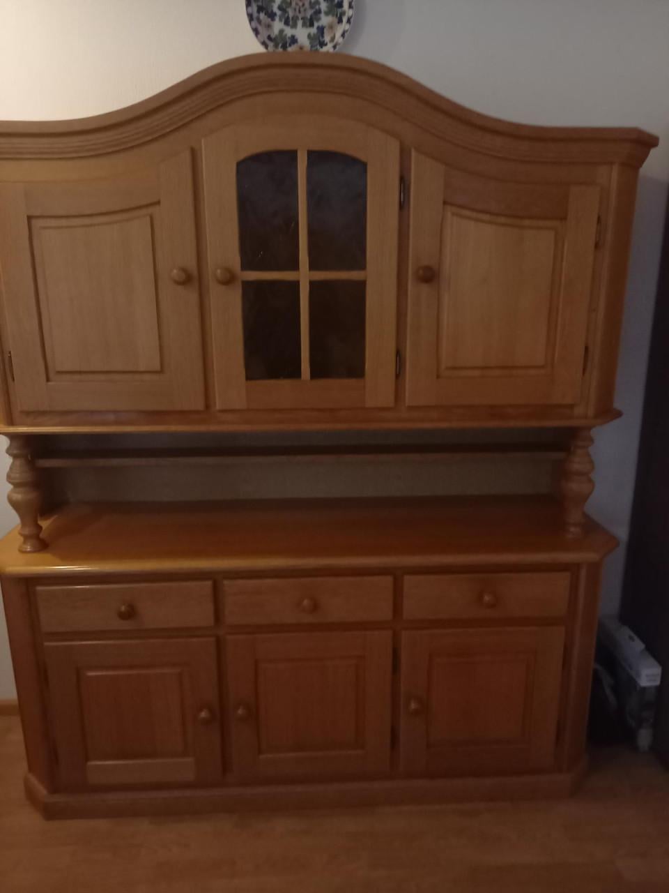 Kast te koop moet weg