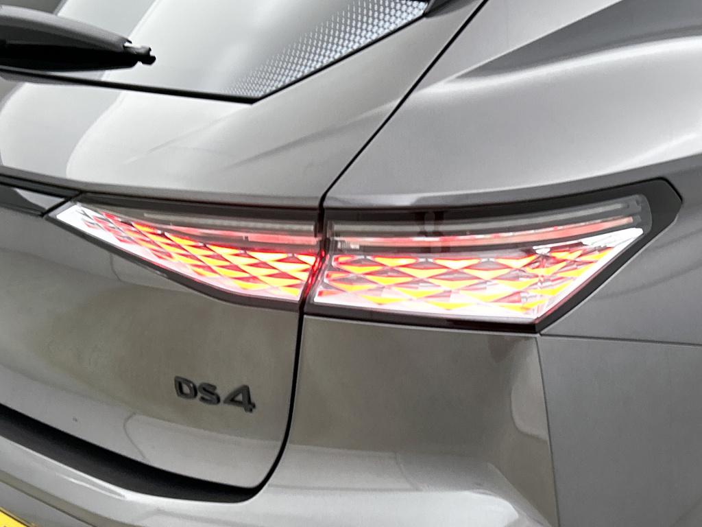 Ds Ds 4 e-tense 225 pk automaat performance line+ | alcantara | camera | pa