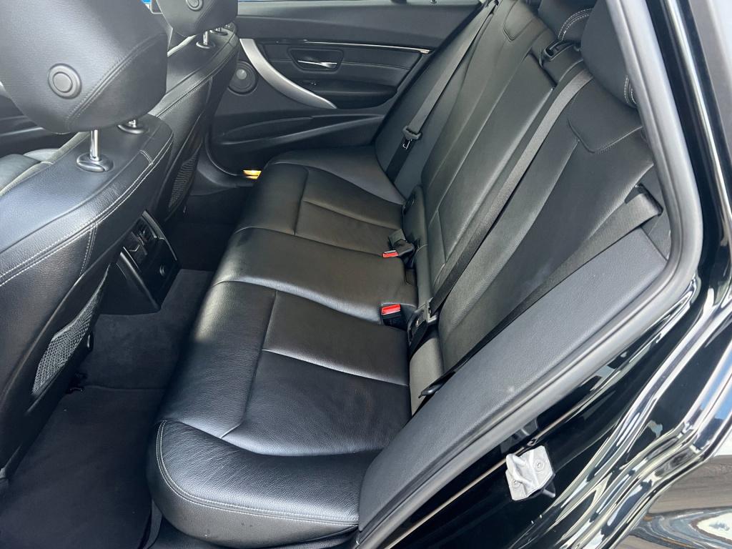 BMW 3-serie touring bmw 320i touring m sport automaat | pano | acc | leder 