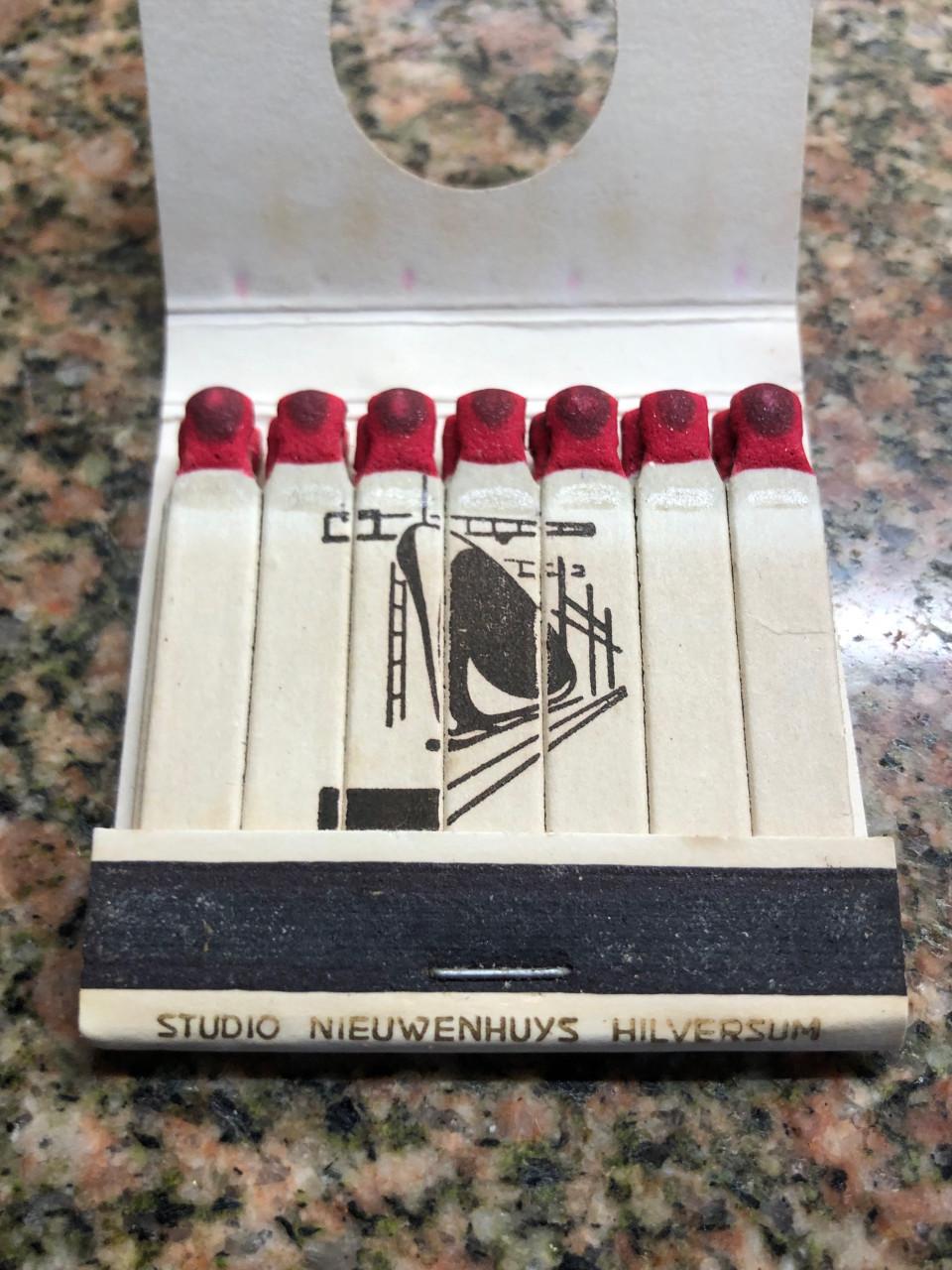 Vier vintage luciferdoosjes van N.V. Koninklijke Maatschappij "De Schelde".