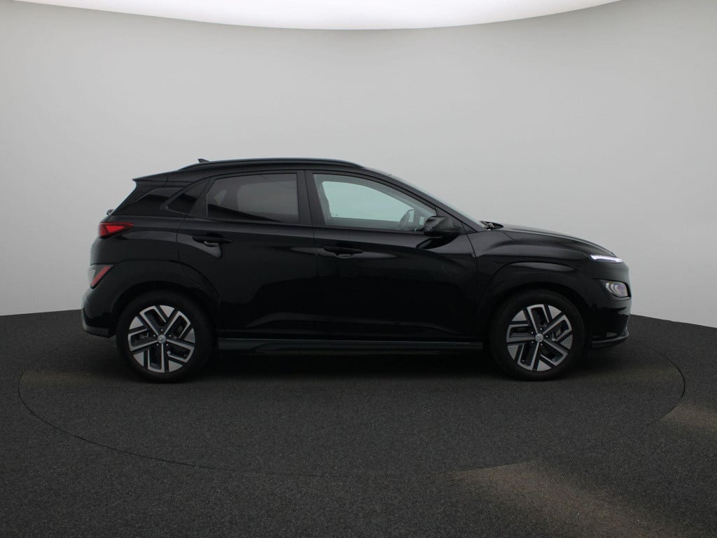 Hyundai Kona ev premium 64 kwh