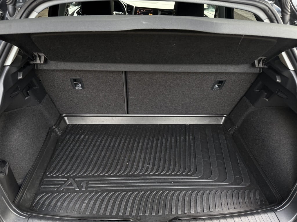 Audi A1 Sportback 25 tfsi // 15.000km! // nieuwstaat //