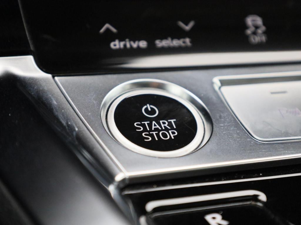 Audi E-tron 55 quattro business edition plus 95 kwh | automaat | leder | ap