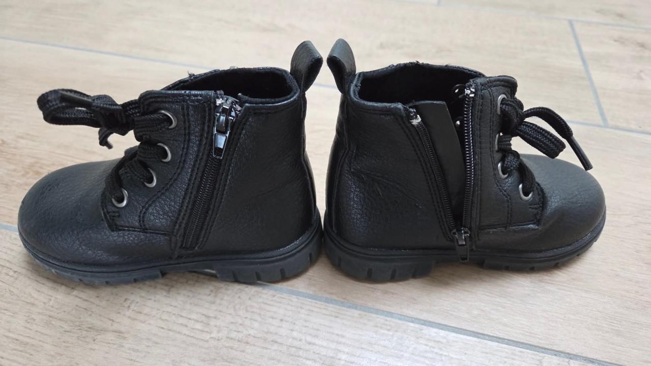 🎈Stoere zwarte stappers Graceland maat 22.