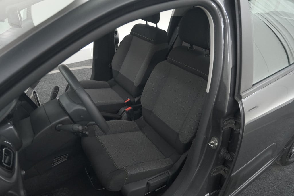 Citroen C3 puretech 82 c-series | navigatie | climate control | apple carpl