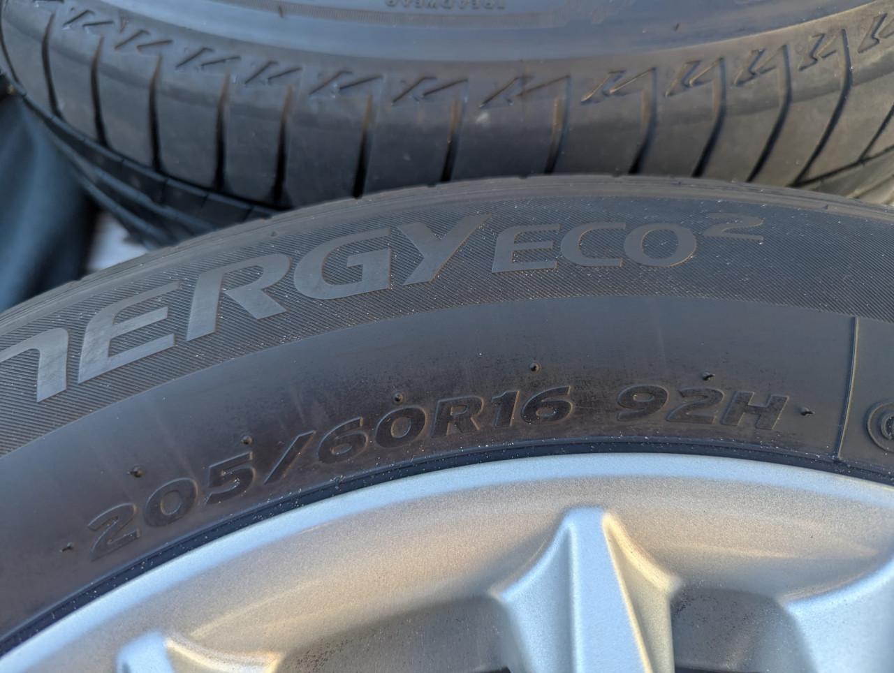 Zomerbanden met velgen