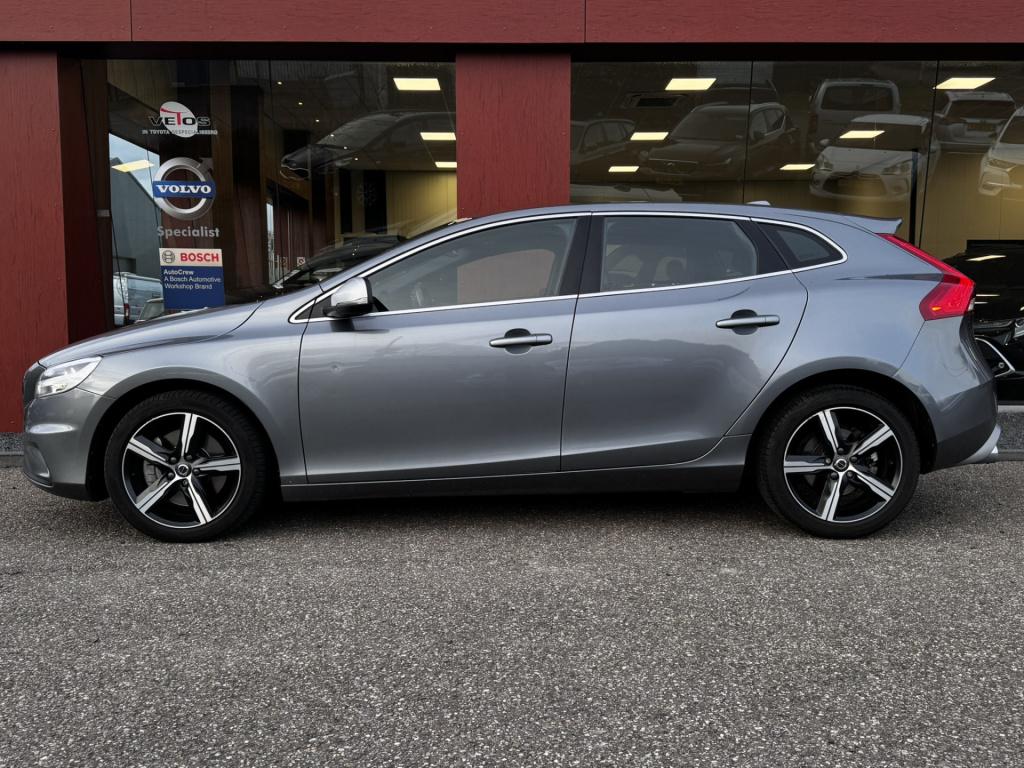Volvo V40 2.0 t4 business sport | automaat | nav | carplay | trekhaak
