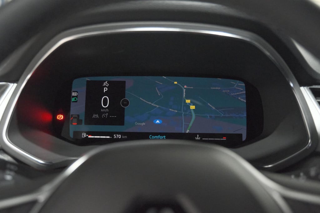 Renault Captur mild hybrid 160 edc techno | camera | navigatie | apple carp