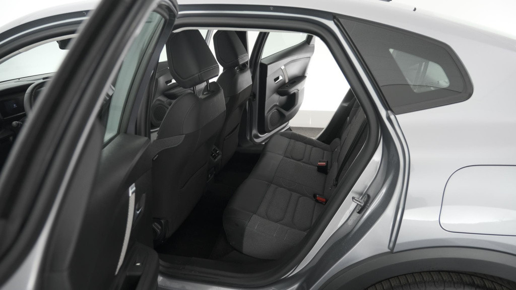 Citroen C4 X puretech 130 eat8 plus | camera | stoelverwarming | apple carp