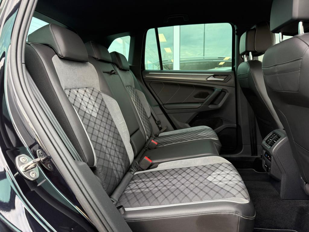 Volkswagen Tiguan 1.5 tsi r-line business+