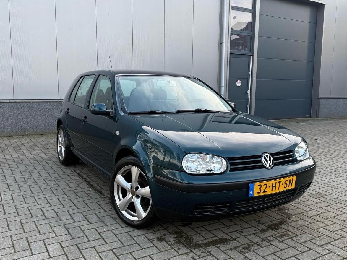 Volkswagen Golf 1.4-16V Master Edition